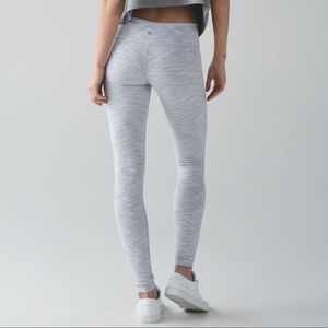 Lulelemon Wunder Under Leggings 28” - Wee Are From Space Nimbus Battleship